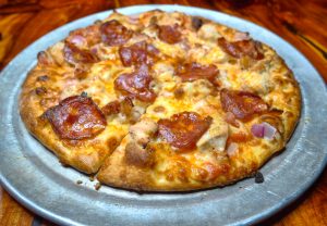 chicken and spanish chorizo pizza